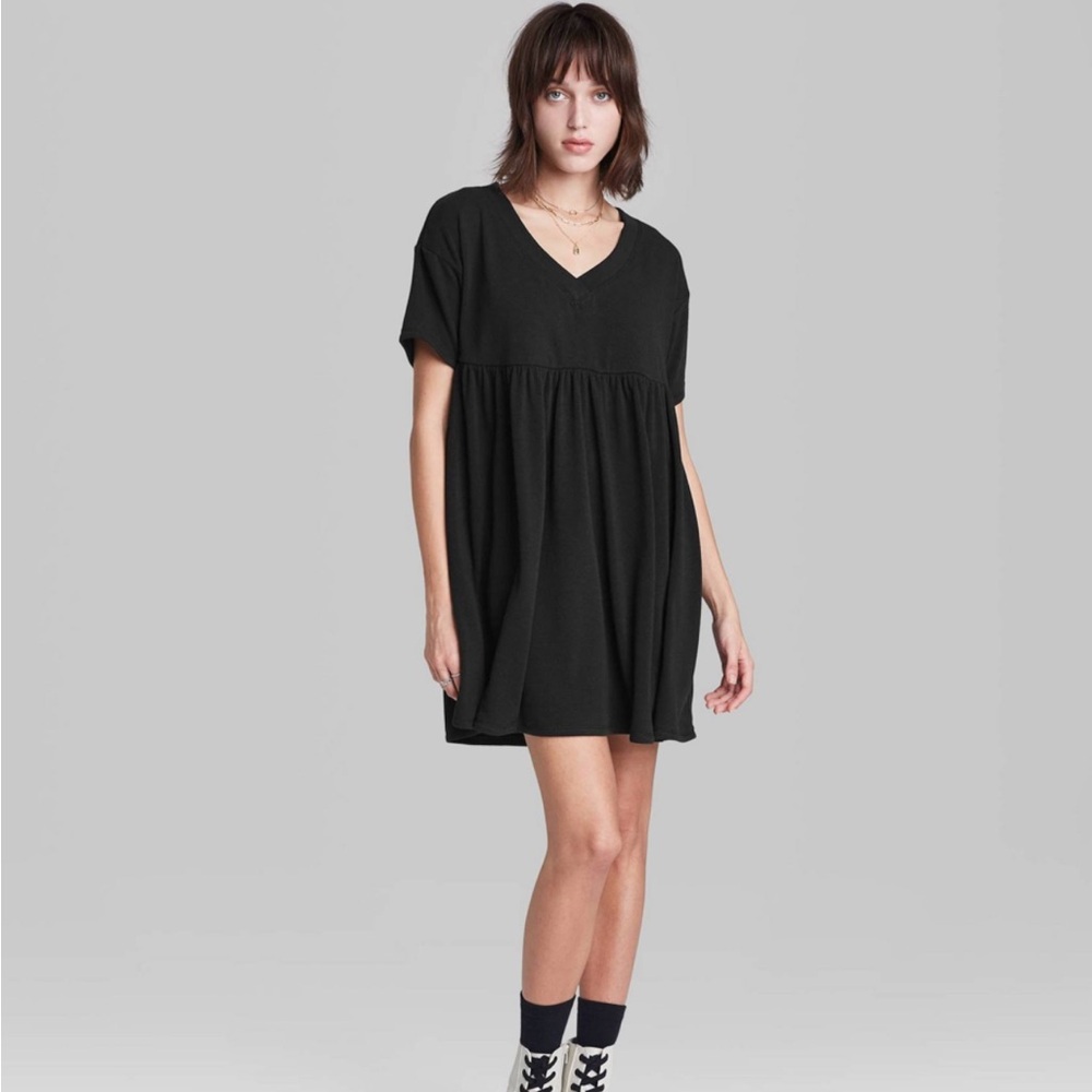 NWT Wild Fable Women's Short Sleeve Babydoll Sweatshirt Dress - black terry sz L
